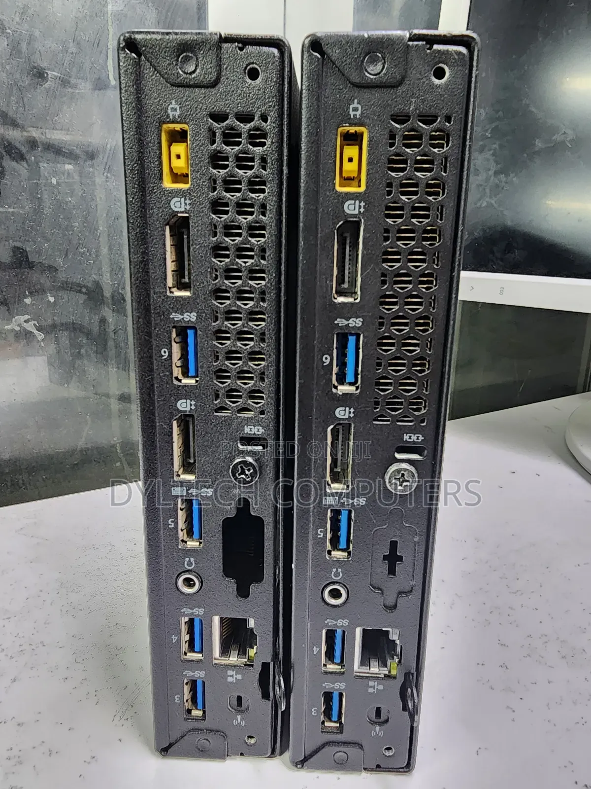 Desktop Computer Lenovo ThinkCentre M700 8GB Intel Core i5 SSD 256GB