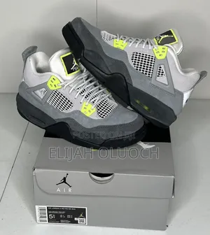 Jordan 4 Neon Green
*Size 40___45