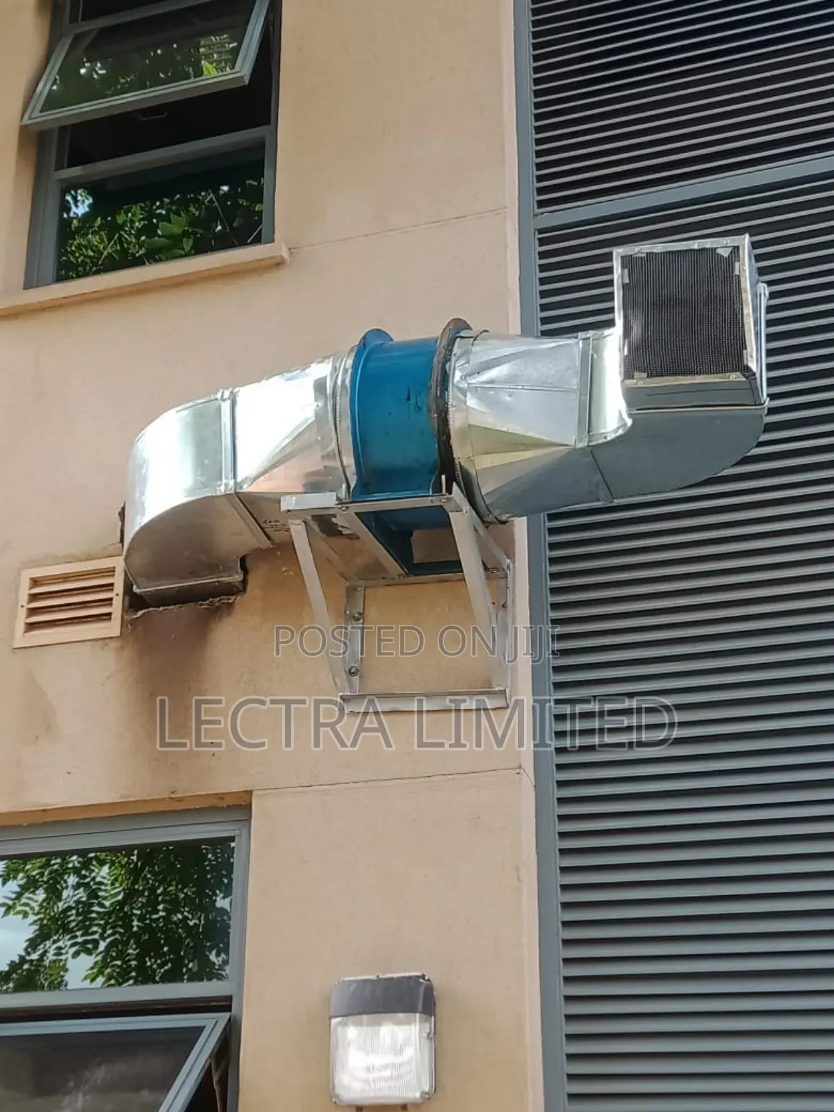 Kitchen Wood Extraction Systems