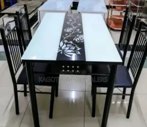 4 Sitter Dining Table / White
