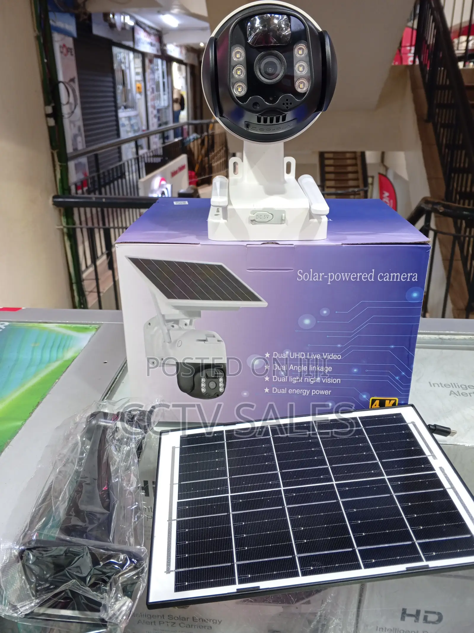 Double Motor PTZ Wifi Solar Powered Camera.