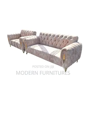 Luxurious 5 Seater Chesterfield Sofa