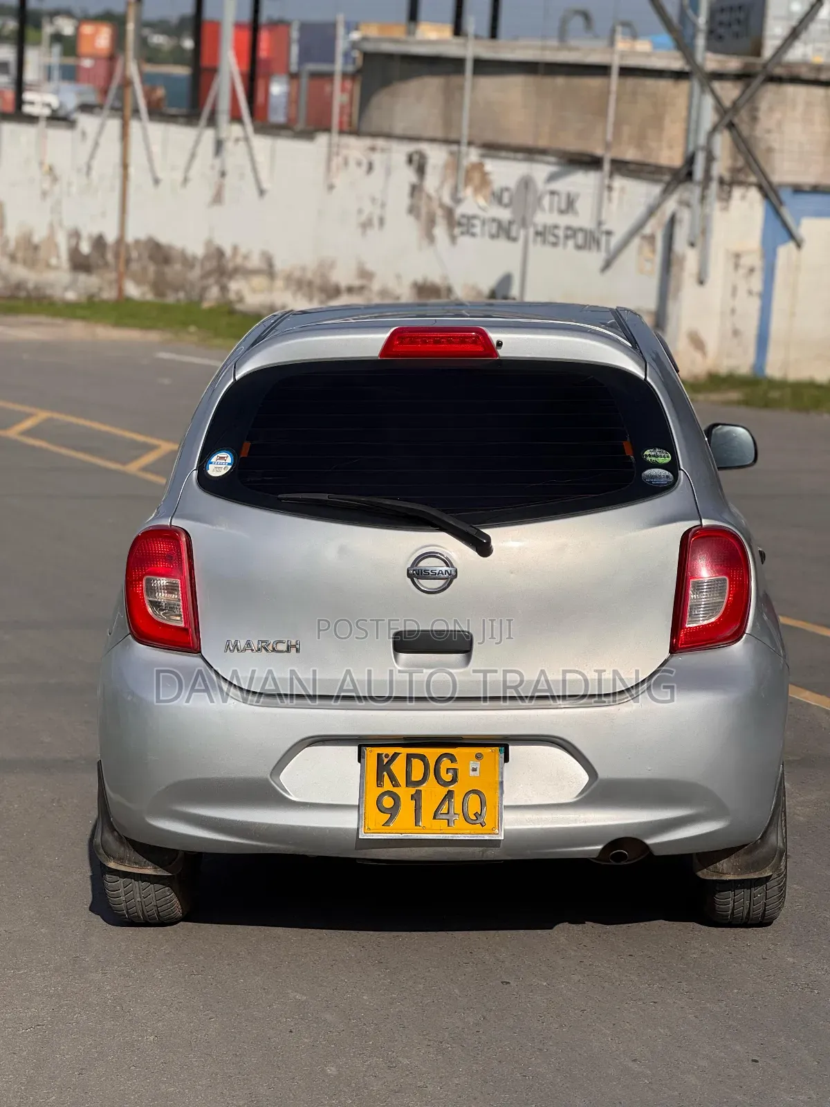 Nissan March 2016 Silver