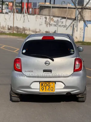 Nissan March 2016 Silver