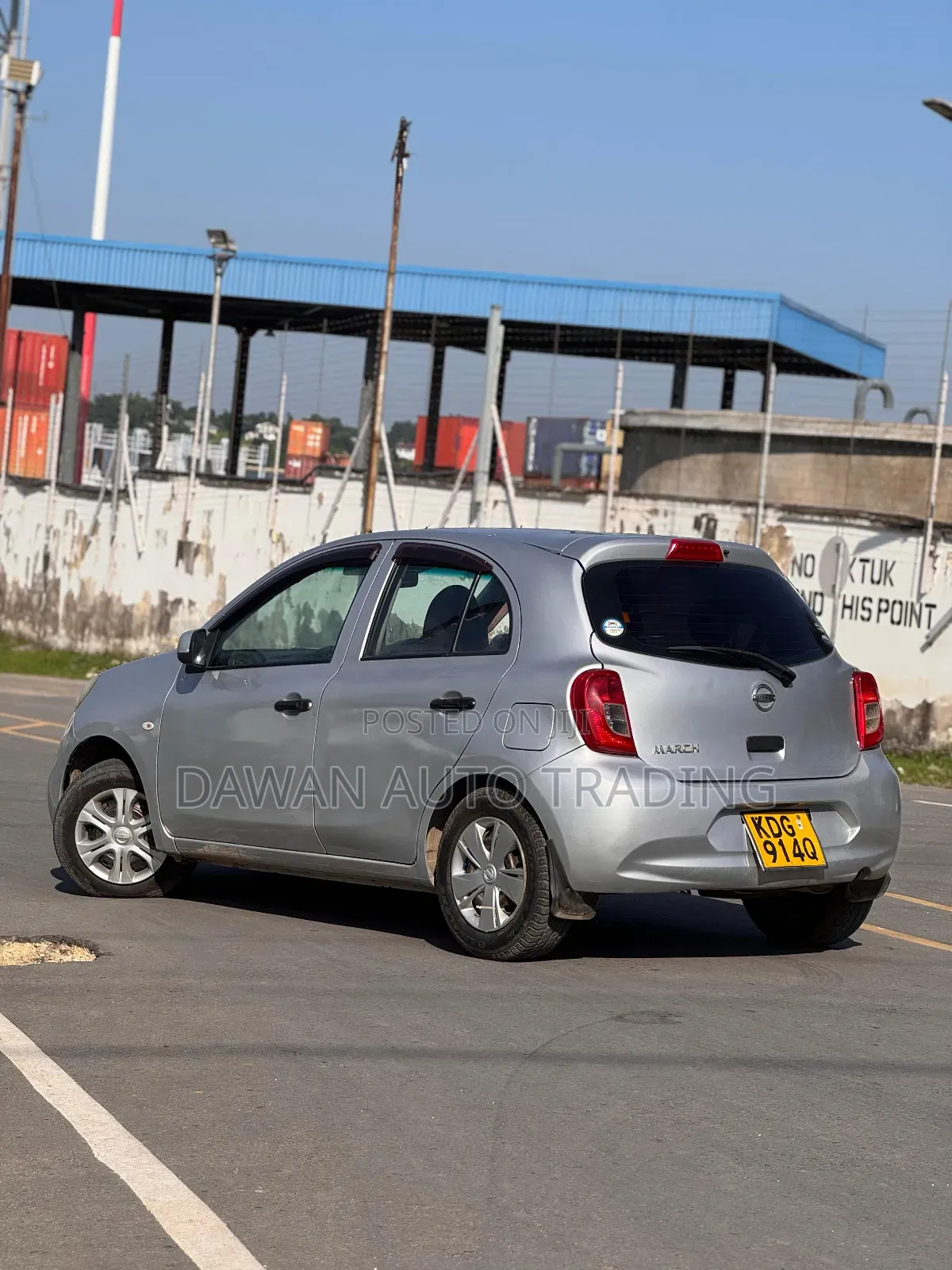 Nissan March 2016 Silver