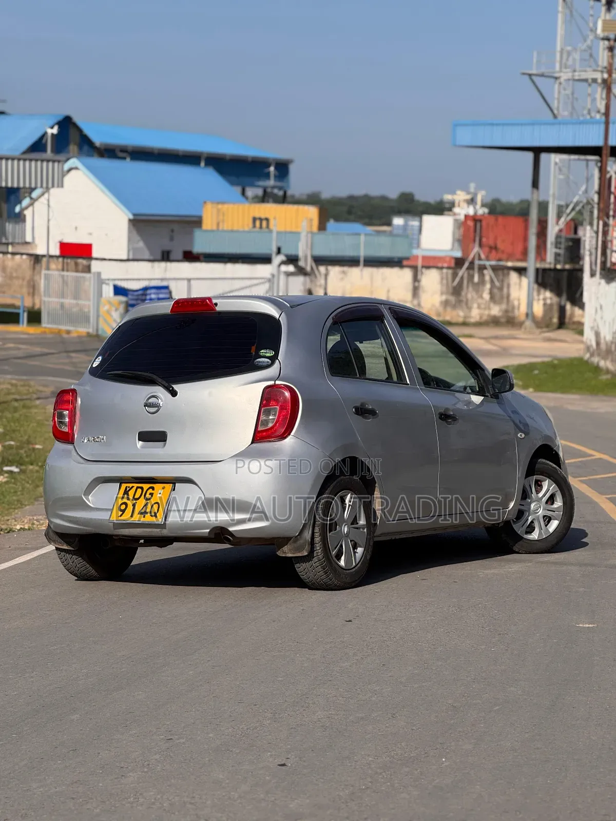 Nissan March 2016 Silver