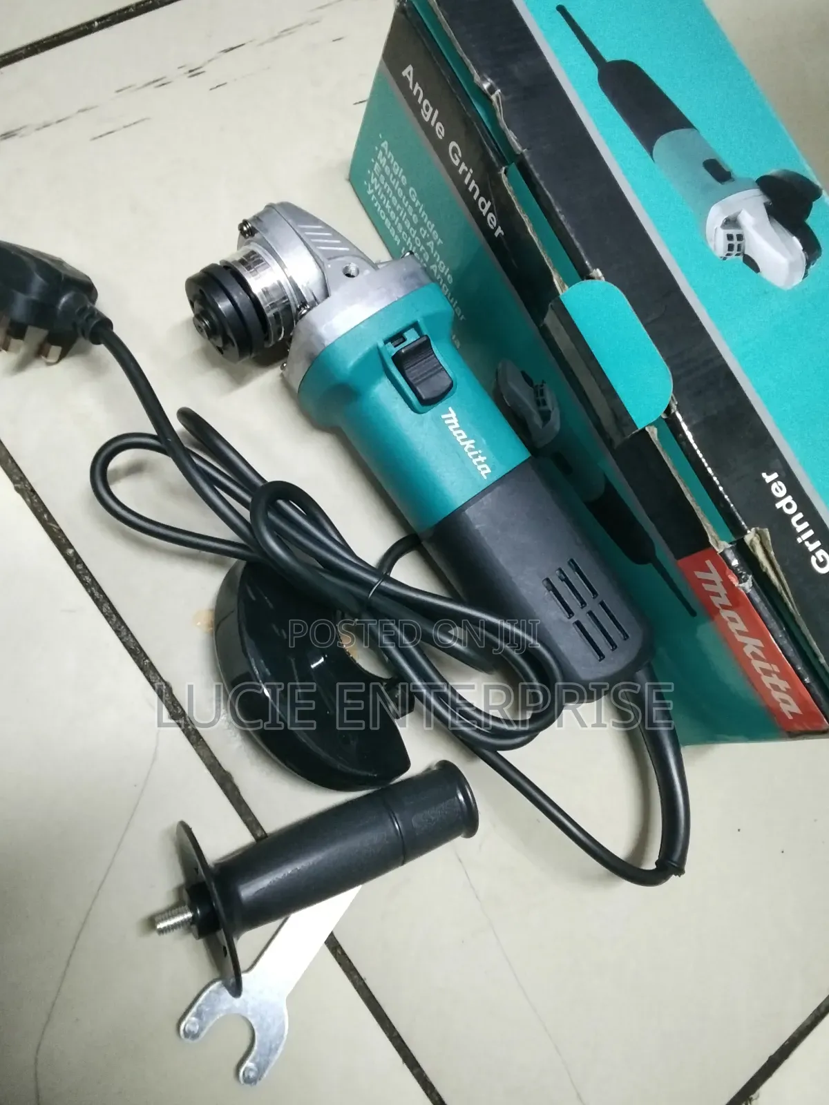 Makita Angle Grinder 840watts