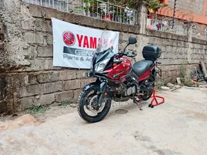 Suzuki V-Strom 2007 Red