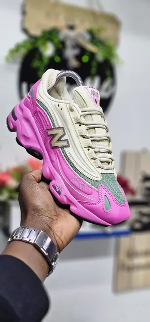  New Balance 1000