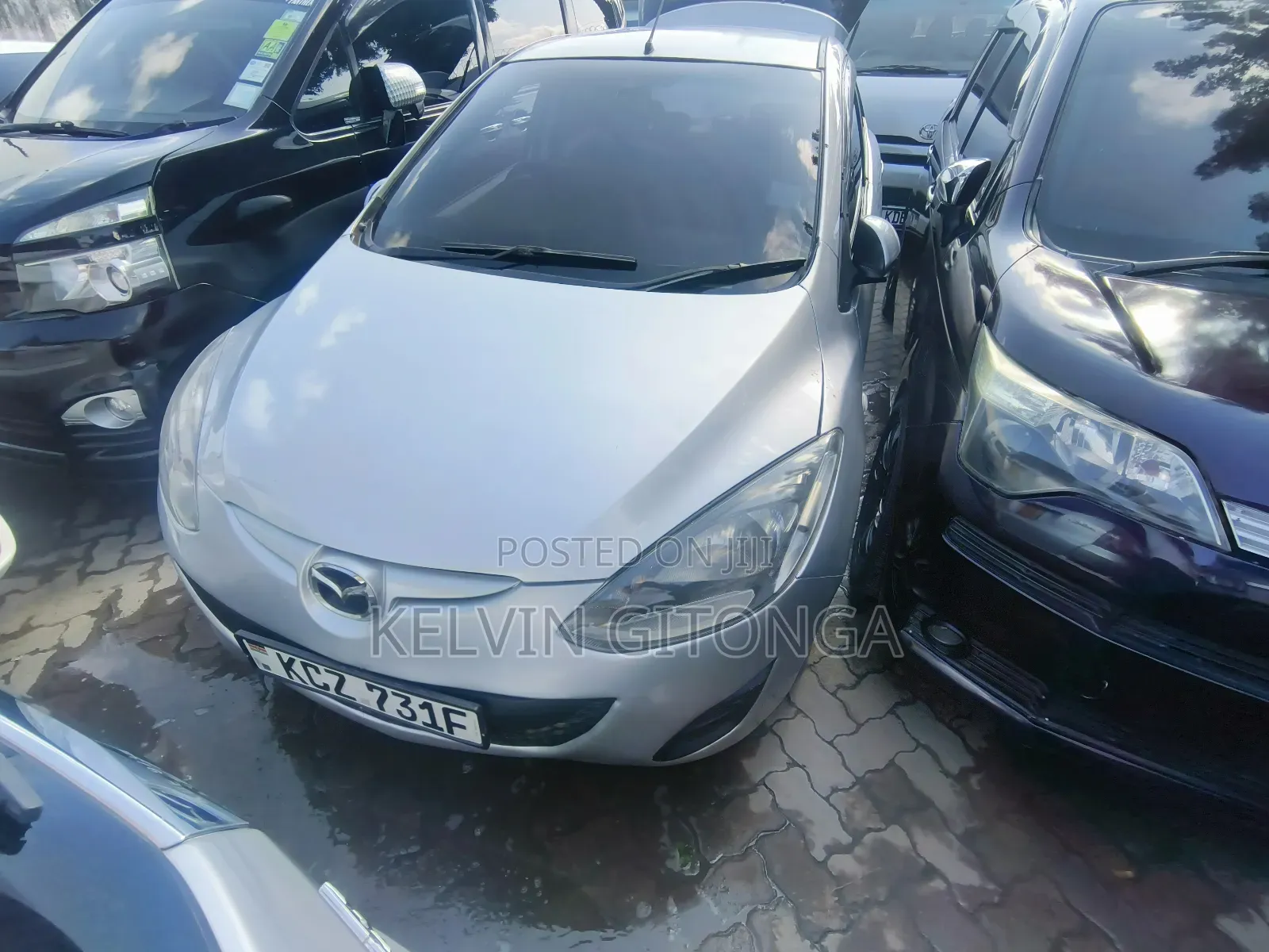 Mazda Demio 2012 Silver