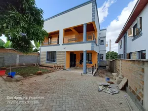 4bdrm Maisonette in Maragara Rd, Kibiku for sale