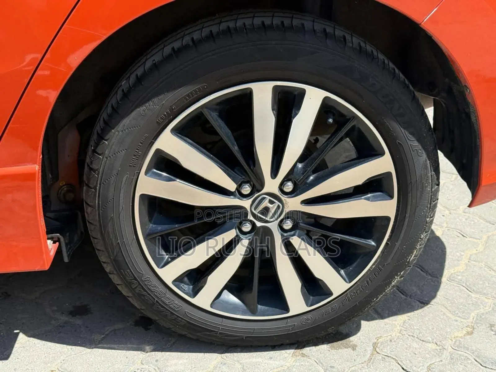 Honda Fit Sport 2018 Orange