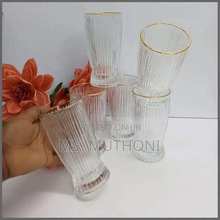 6pcs Borosilicate Juice/ Water Glasses With a Gold Rim*