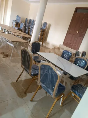 Stackable 6 Chairs Plus Dining Table Set Fgh9