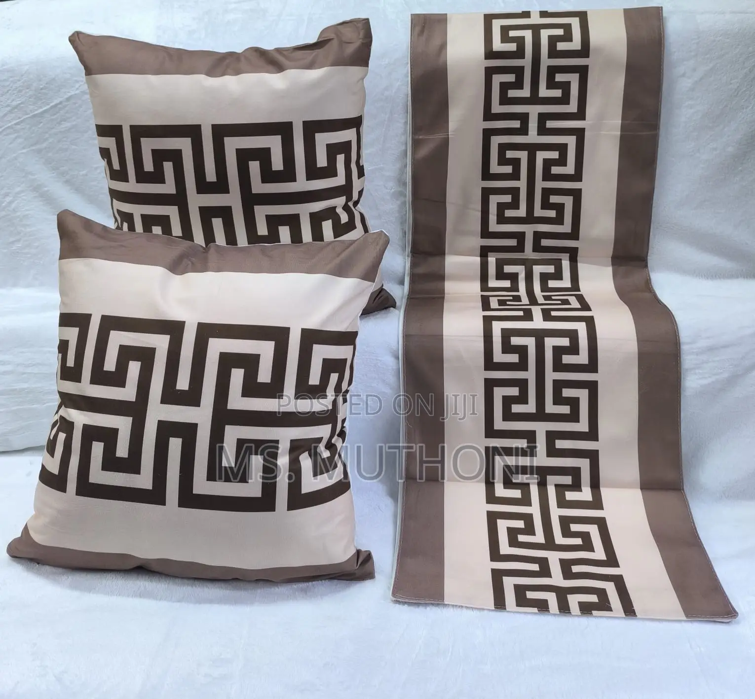 Decorative Bed Runners and Matching Cushions Set,