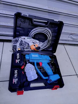 Makita Cordless Pressure Washer Kit With 2 Lithium Batteries