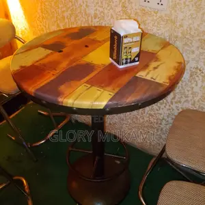 Marble Round Table