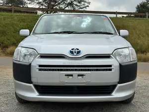 Toyota Succeed 2018 Silver