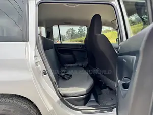 Toyota Succeed 2018 Silver