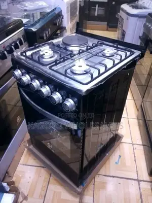 Black Saratech 3+1 Gas Cooker With Electric Oven