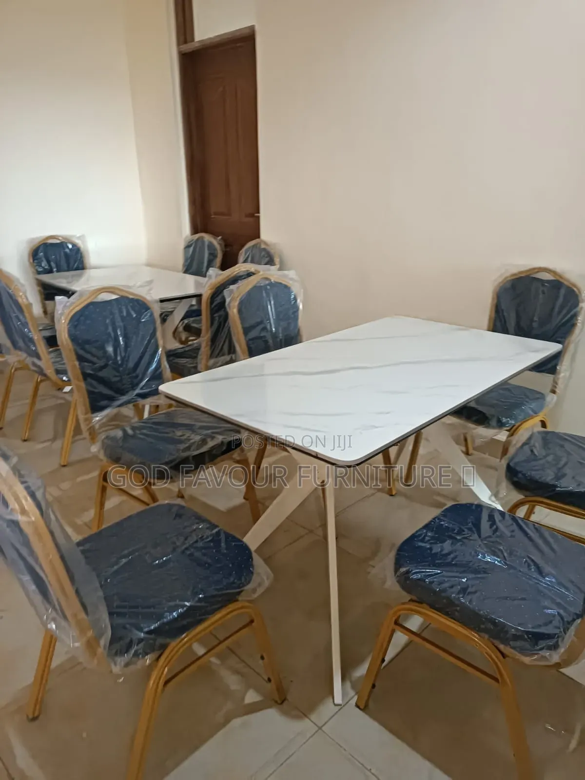 Quality White Dining Table/Hotel Table Plus 6 Chairs Ygf4k