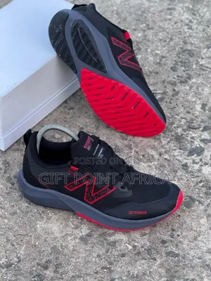 Black High Quality (New Balance) Runners* Normal Fitting