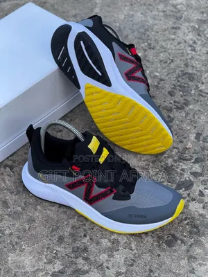 Grey-black High Quality (New Balance) Runners*