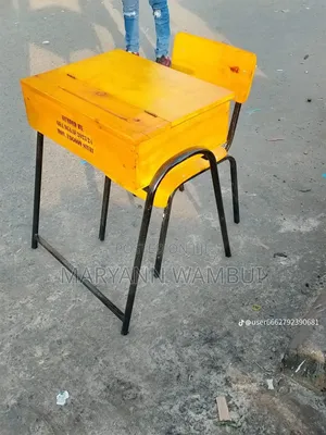 School Lockers With Round Pipe Frame