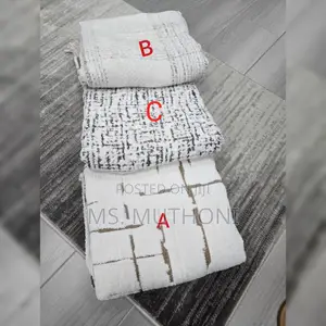 *Premium Quality Minimalist Throw Blankets*