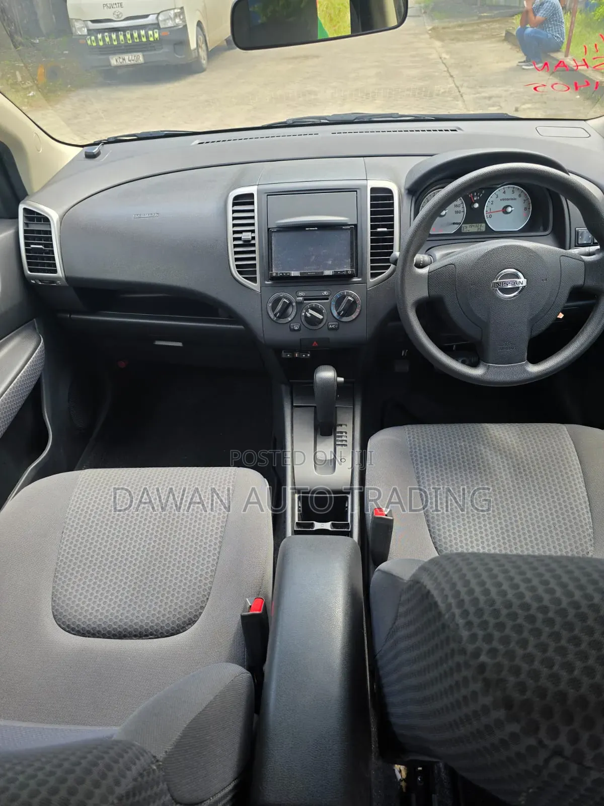 Nissan Wingroad 2018 Silver