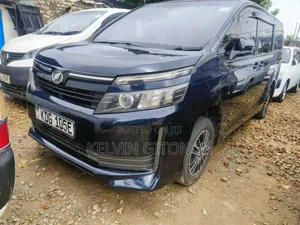 Toyota Voxy 2015 Black