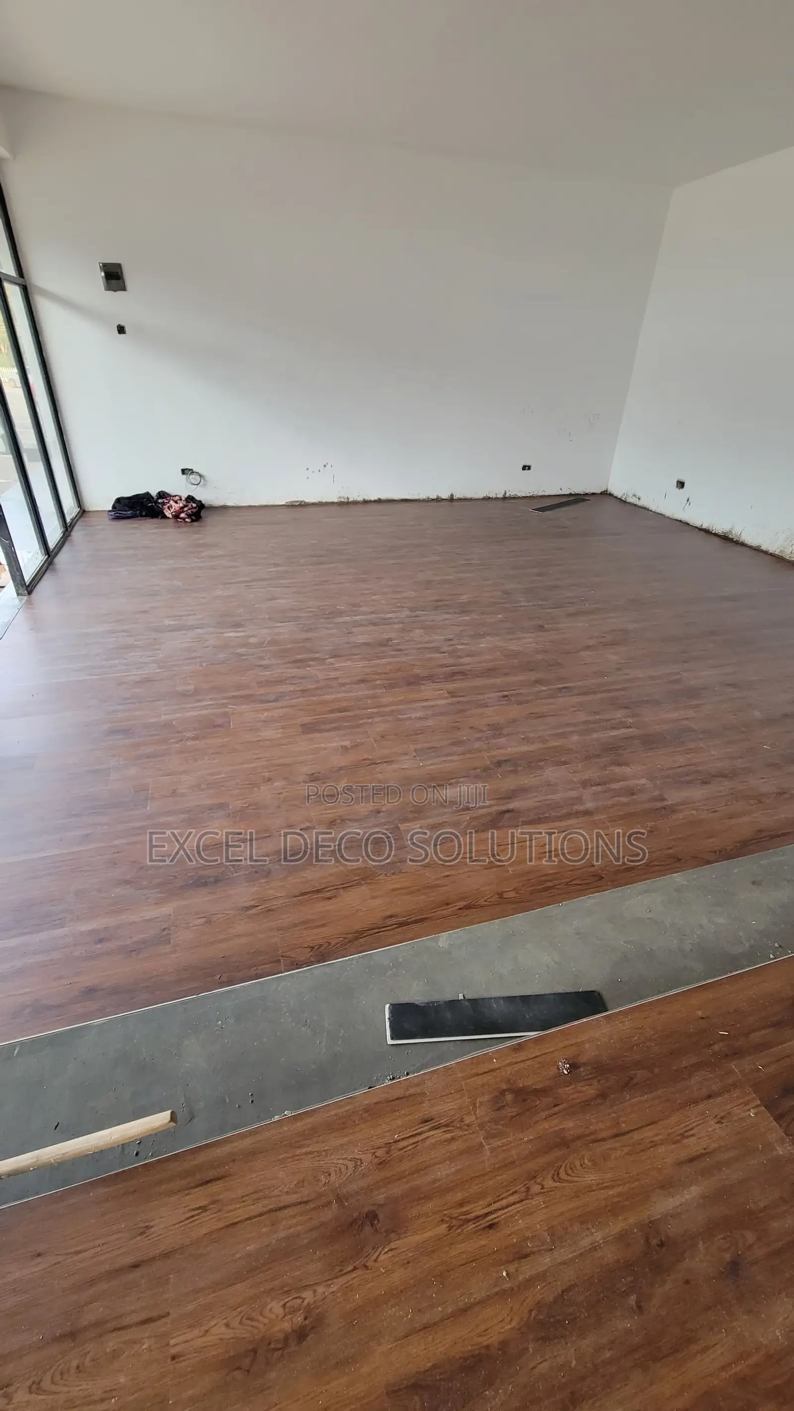 Moisture Resistance Durable Floors- SPC Planks