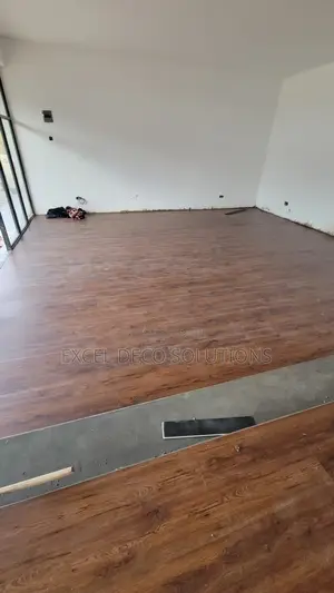 Moisture Resistance Durable Floors- SPC Planks