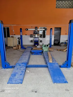 Four Lift Post
