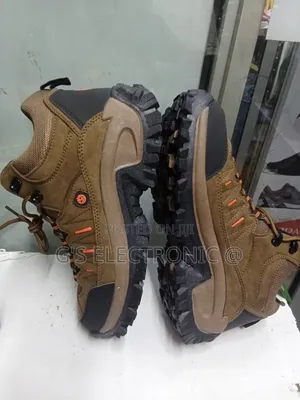 Hiking Shoes Size 40 45 