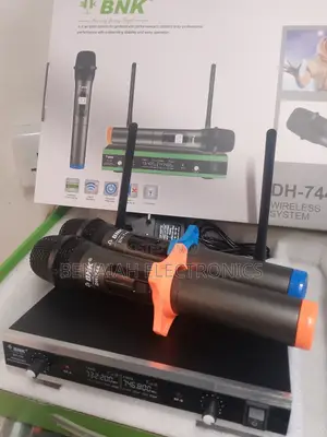 Microphone Bnk 744 Wireless System, Legendary Performance