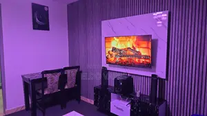 2 Bedrooms Furnished Apartment Master Ensuite