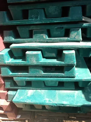 Green Plastic Pallets