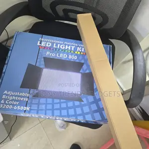 Pro Led U800 – Video Light Kit With Adjustable Color