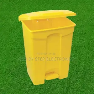 Pedal-Operated 30l Litres Plastic Foot Pedal Waste Bin