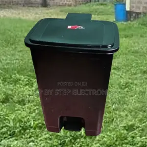 Easy Openning 30l Litres Plastic Foot Pedal Waste Bin