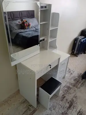Ladies Vanity Sliding Dressing Table