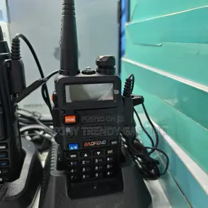 Baofeng Uv5r – Rechargeable VHF/Uhf Fm Transceiver