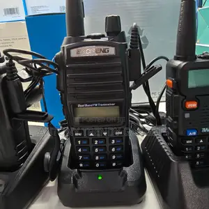 Baofeng Uv-82/Uv-5r – Dual Band 128ch Walkie Talkie