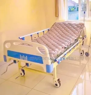 Patient Bed With Ripple Mattress