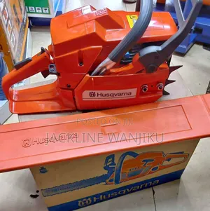272xp Husqvarna Chainsaw/ Husqvarna Power Saw 272xp/Powersaw