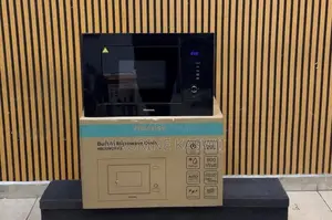 Hisense Inbuilt Microwave 20 L (Black