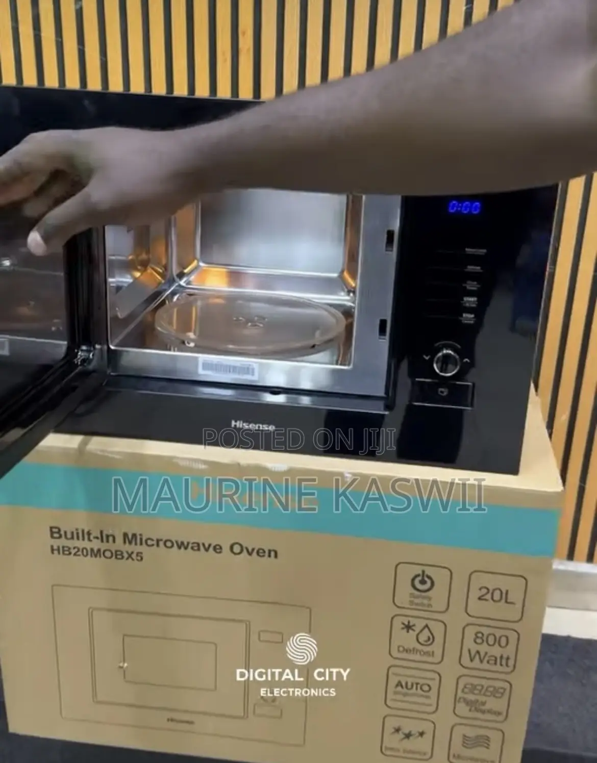 Hisense Inbuilt Microwave 20 L (Black