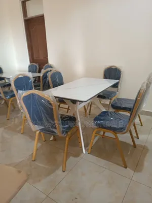 Vintage Modern Dining/Hotel Table With 6 Chairs Comfy Kper