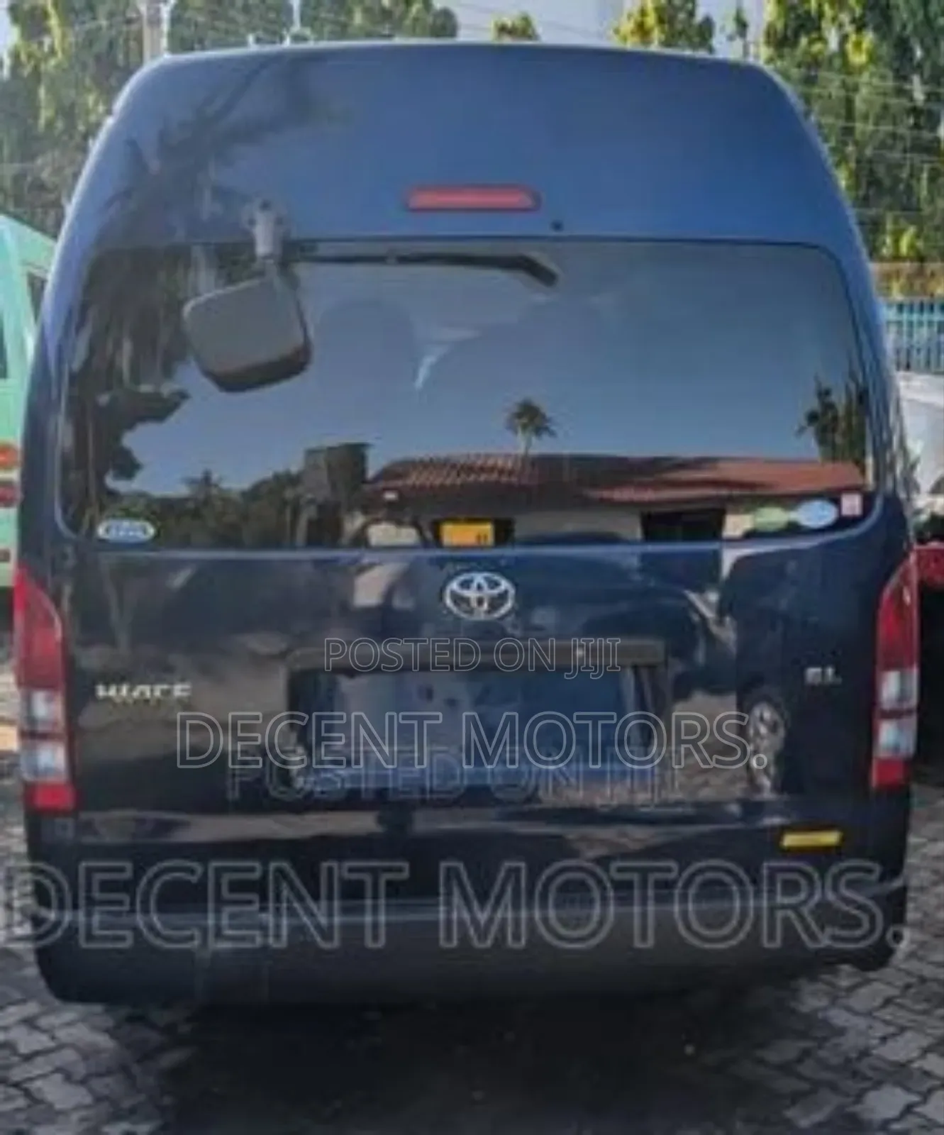 Toyota HiAce 2018 Blue